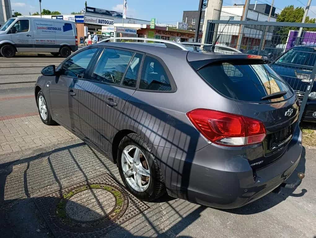 Chevrolet Cruze Station Wagon LT+89TKM*NAVI*KAMERA*AHK*TPM 07/2013-photo-3