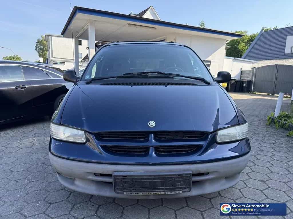 Chrysler Voyager 3.3 LE Automatik 6 Sitzer Klima 2.Hand e 03/2001-photo-2