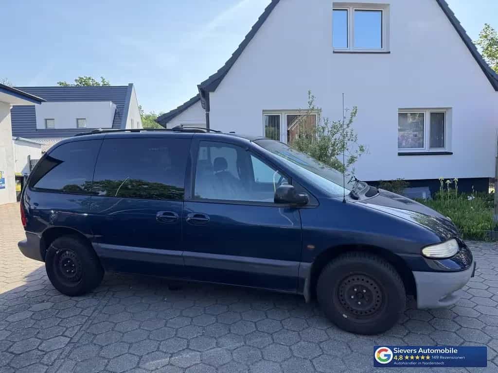 Chrysler Voyager 3.3 LE Automatik 6 Sitzer Klima 2.Hand e 03/2001-photo-4
