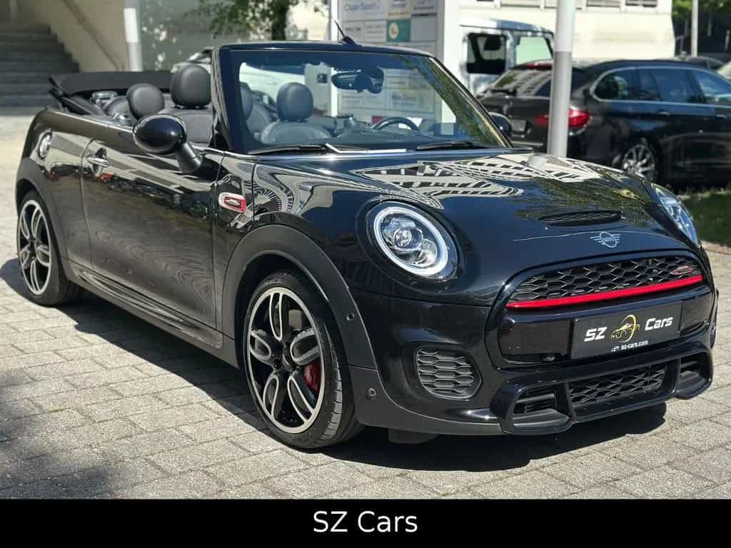 MINI John Cooper Works JOHN_COOPER_WORKS Cabrio*Head-up*1 HAND* 04/2018-photo-3