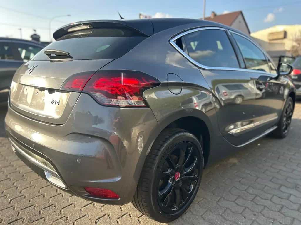 DS Automobiles DS4 BlueHDi 120 Stop&Start 08/2018-photo-3