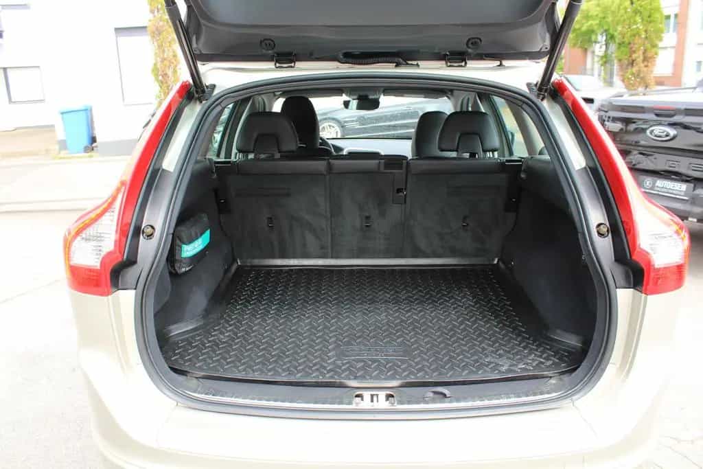 Volvo XC60 D3 Momentum Geartronic+SENSUS+LEDER+PDC+AHK 10/2016-photo-6