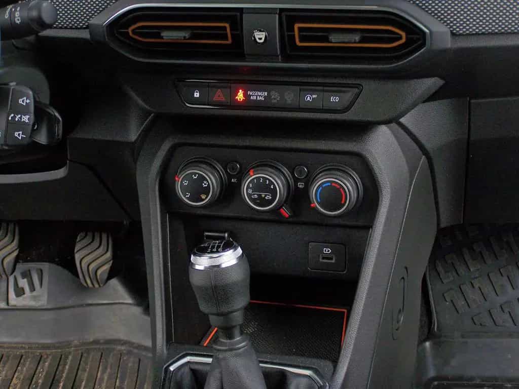 Dacia Sandero Stepway TCe 100 ECO-G Comfort BIVALENT 06/2022-photo-9