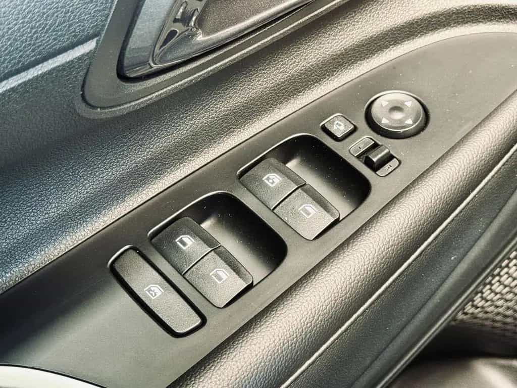 Hyundai i20 Trend Mild-Hybrid Carplay|SHZ|Kamera| 04/2024-photo-27
