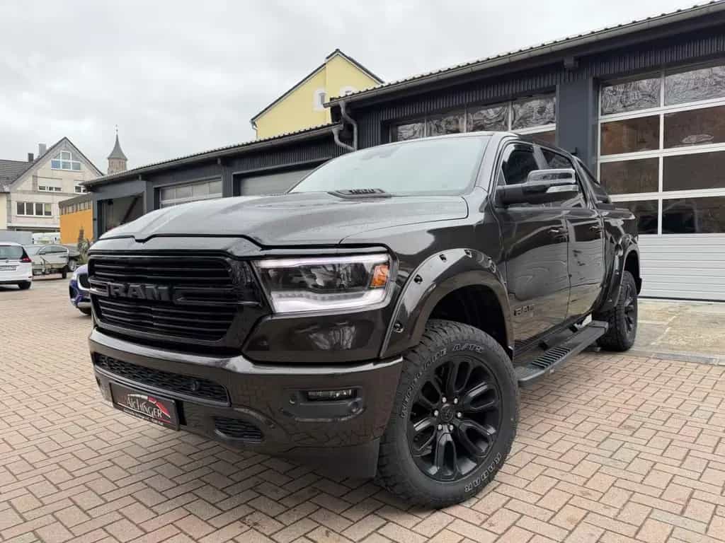 Dodge RAM 1500 Laramie Pick-Up 4x4 5.7 V8 07/2022-photo-0