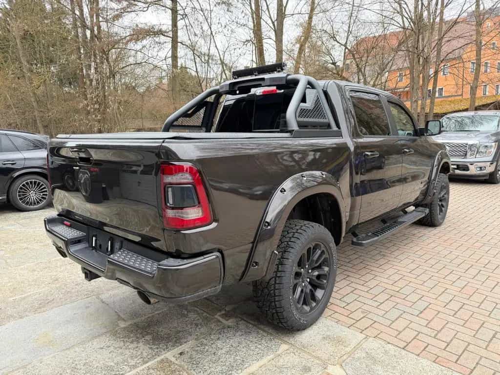 Dodge RAM 1500 Laramie Pick-Up 4x4 5.7 V8 07/2022-photo-5