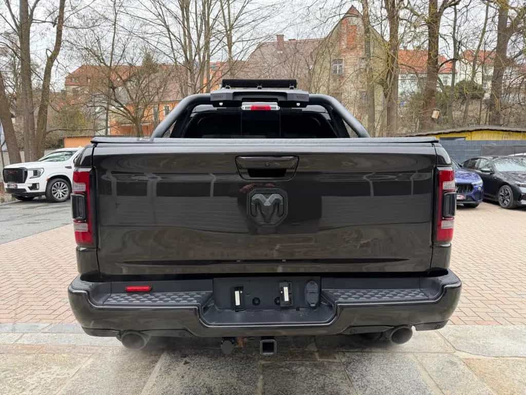 Dodge RAM 1500 Laramie Pick-Up 4x4 5.7 V8 07/2022-photo-6