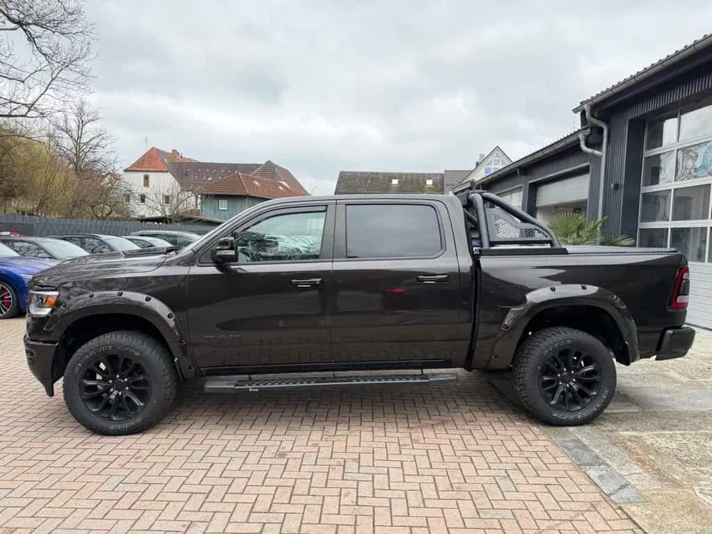 Dodge RAM 1500 Laramie Pick-Up 4x4 5.7 V8 07/2022-photo-8
