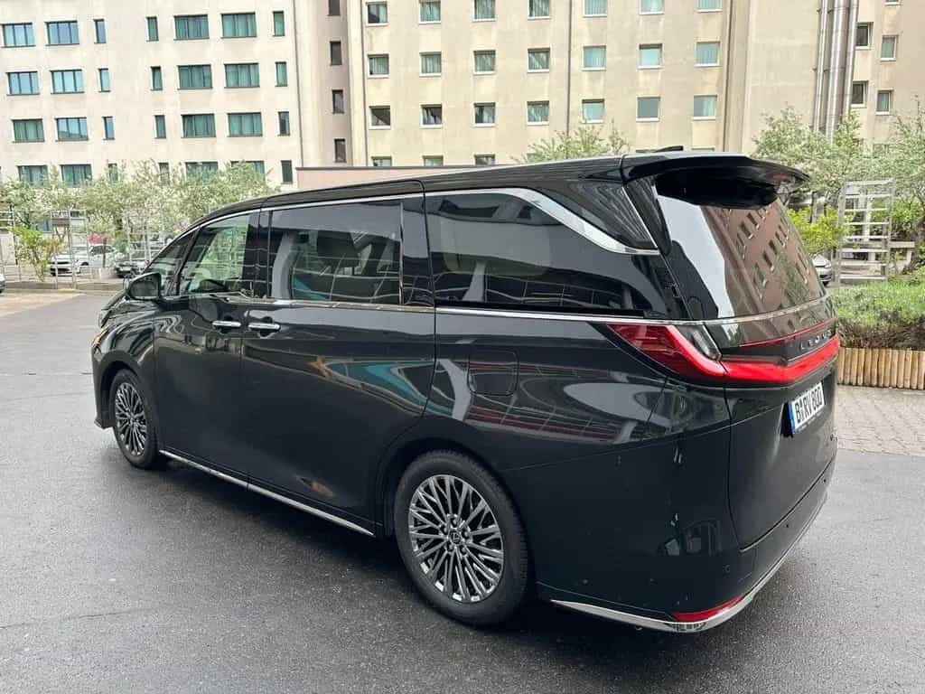 Lexus LM 350h Executive Executive 05/2025-photo-6
