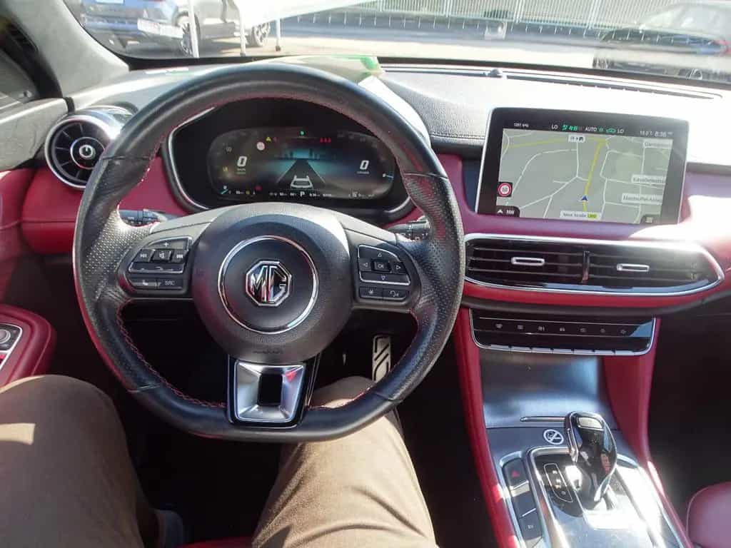 MG HS Luxury "Vollausstattung" 05/2022-photo-13