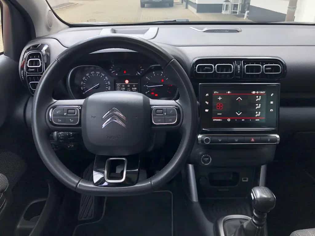 Citroën C3 Aircross Shine Navi Keyless Head-Up Leder AHK 06/2018-photo-16