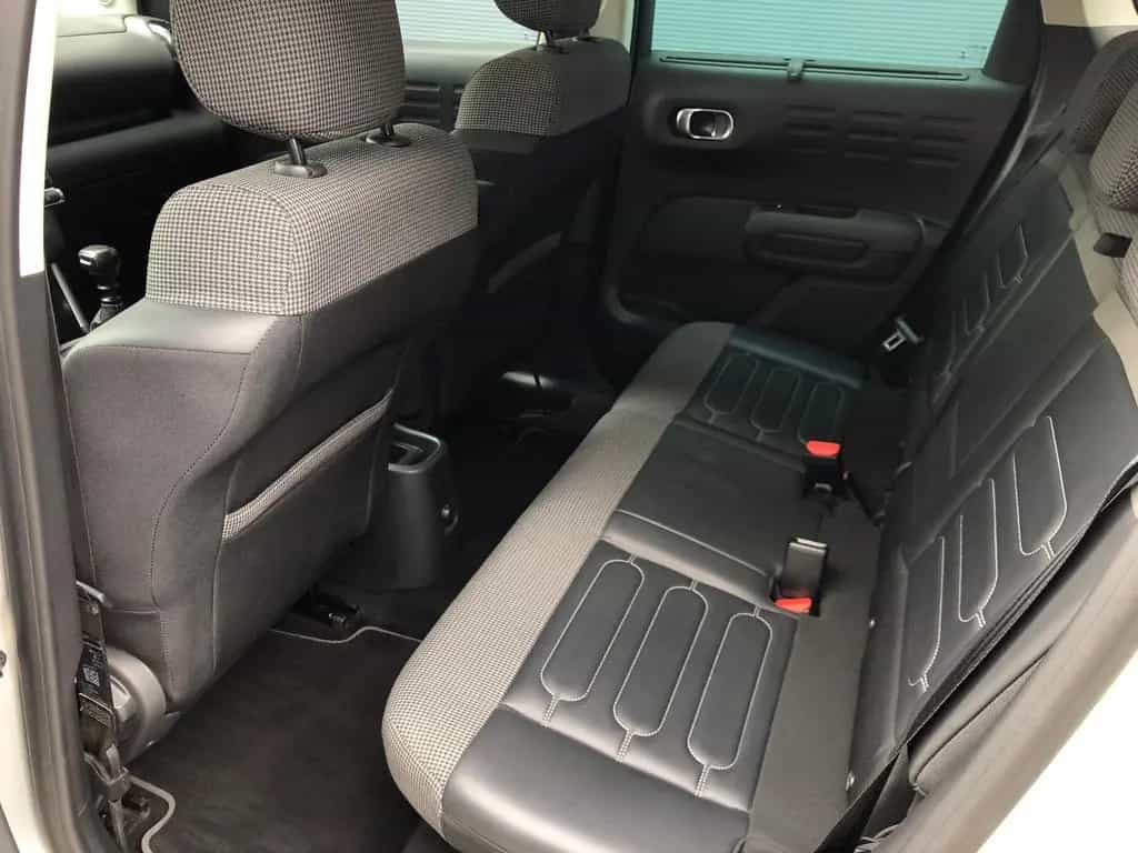 Citroën C3 Aircross Shine Navi Keyless Head-Up Leder AHK 06/2018-photo-24