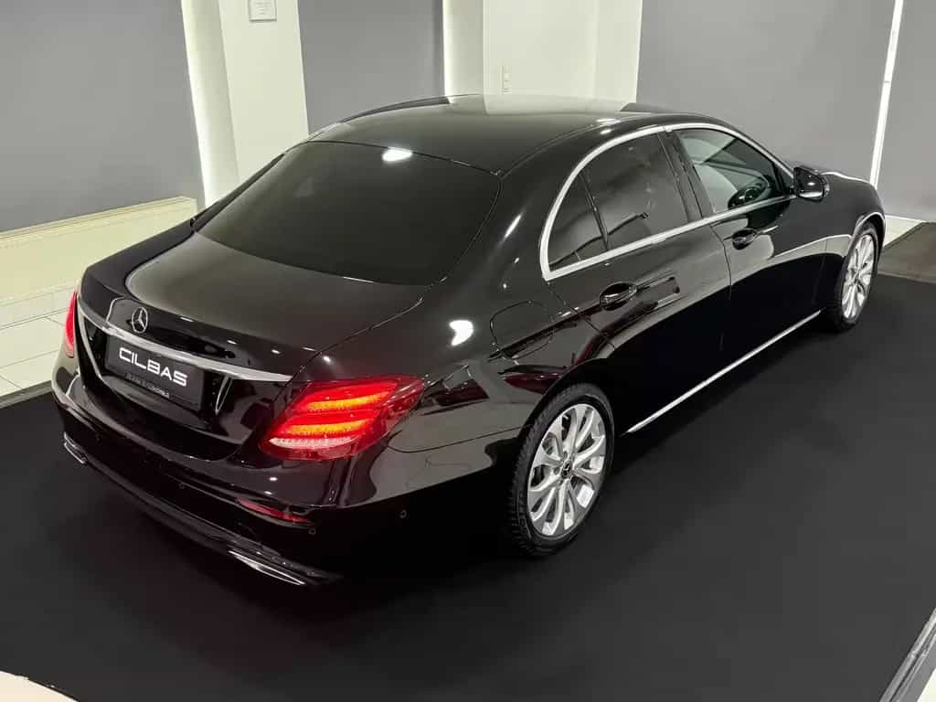 Mercedes-Benz E 200 Avantgarde 9G*WIDE*AMBIENTE*LEDER*KAM*TOTW 01/2019-photo-3