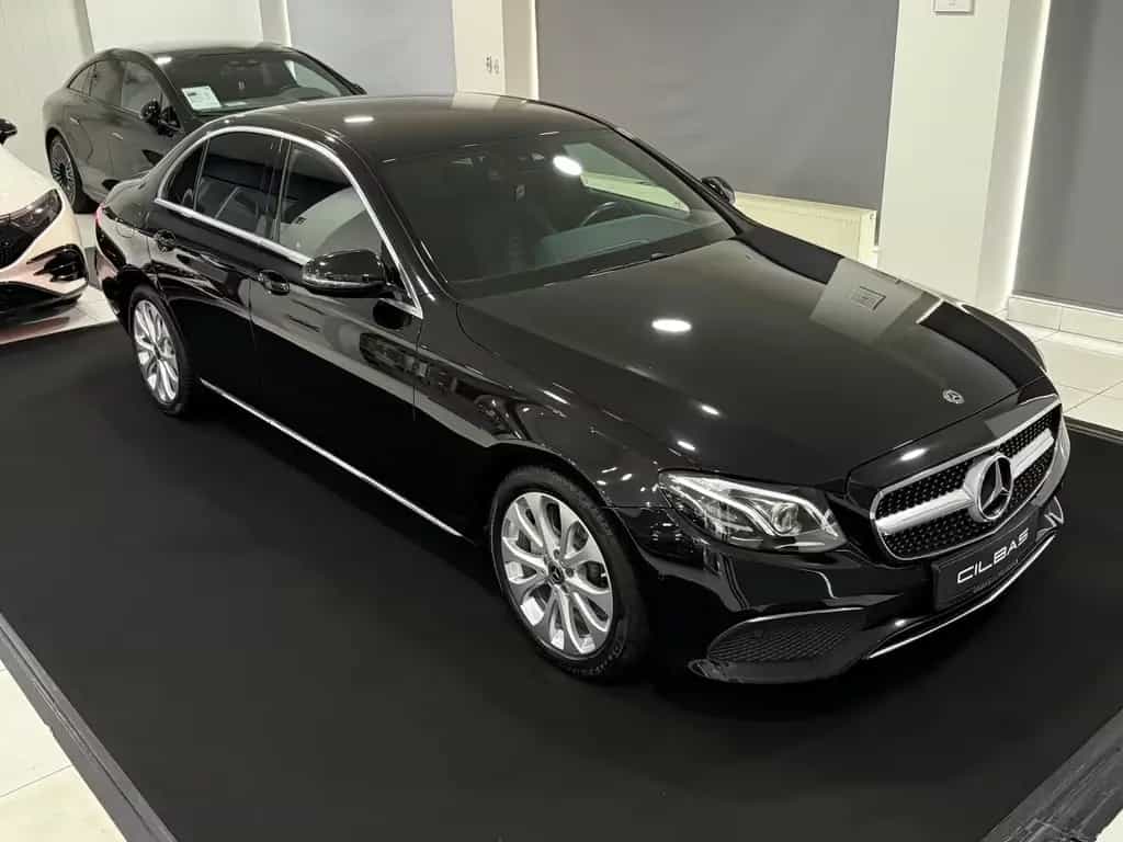 Mercedes-Benz E 200 Avantgarde 9G*WIDE*AMBIENTE*LEDER*KAM*TOTW 01/2019-photo-5
