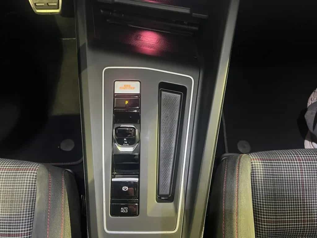 Volkswagen Golf GTI 2.0 TSI DSG AHK ACC APP Keyless 10/2020-photo-28