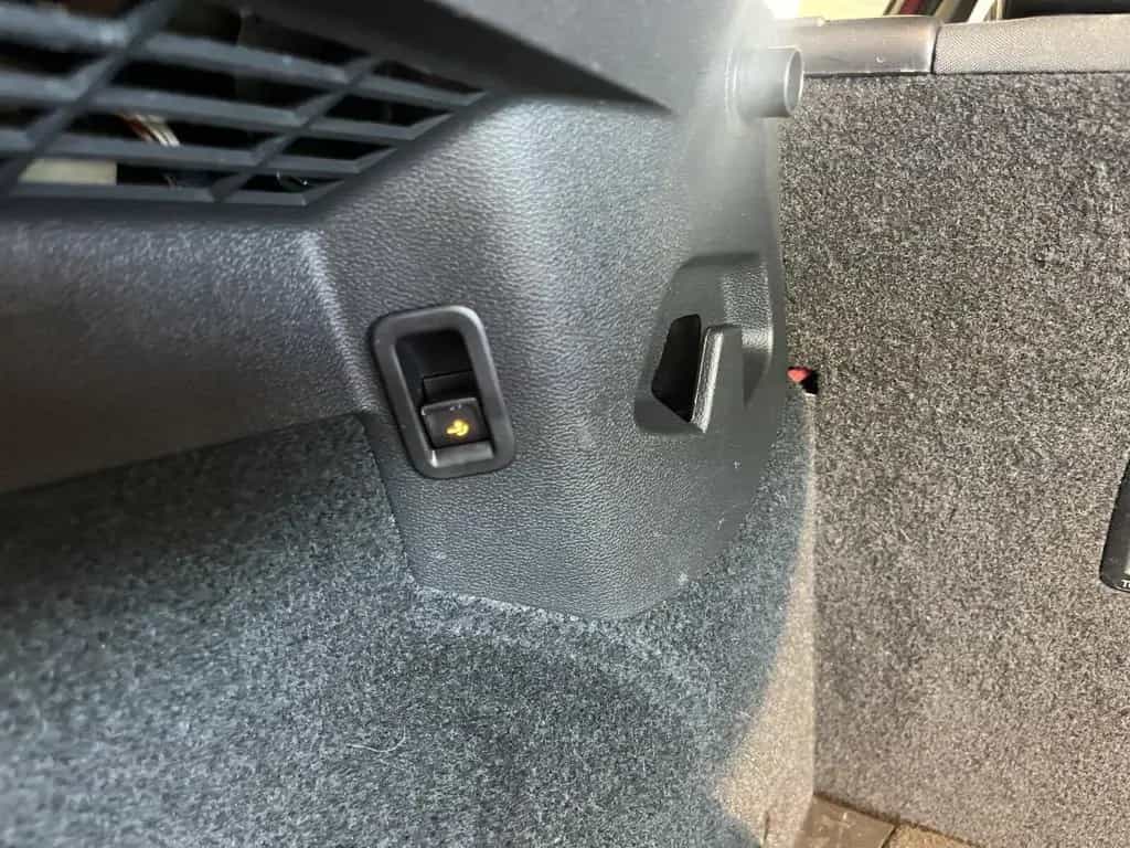 Volkswagen Golf GTI 2.0 TSI DSG AHK ACC APP Keyless 10/2020-photo-32