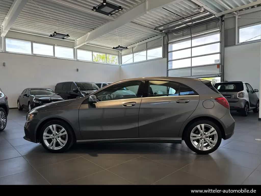 Mercedes-Benz A 180 Urban/Navi/Klima/SHZ/MFL/AHK/Sitzkomfort-P 06/2016-photo-12