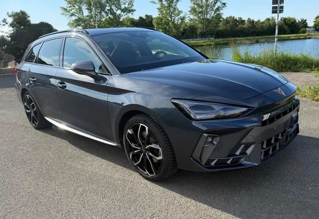Cupra Leon ST 1.5 eTSI 110kW DSG-PANO/MATRIX/DCC/SOUND 03/2025-photo-0