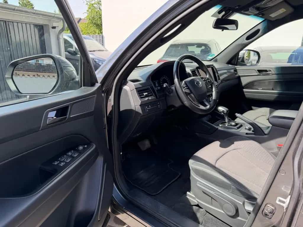 Ssangyong MUSSO Grand Crystal 4WD*1-Hand*44Tkm*AHK*R-Kam* 06/2023-photo-9