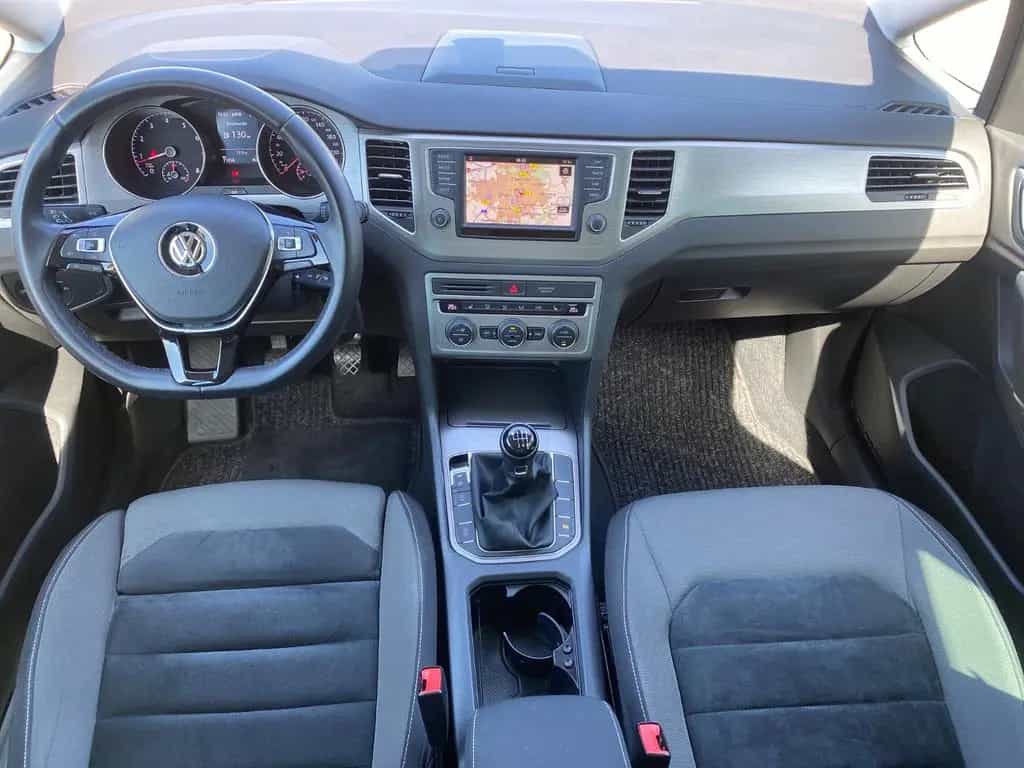 Volkswagen Golf Sportsvan 1.4 TSI 92kW Highline PDC Navi 11/2017-photo-16