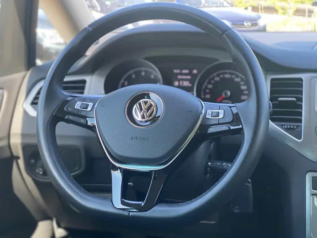 Volkswagen Golf Sportsvan 1.4 TSI 92kW Highline PDC Navi 11/2017-photo-18