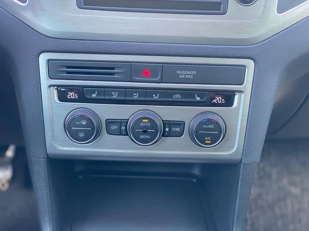 Volkswagen Golf Sportsvan 1.4 TSI 92kW Highline PDC Navi 11/2017-photo-19