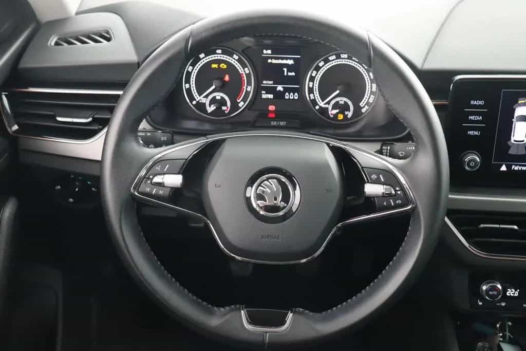 Skoda Kamiq STYLE 150PS VOLL-LED+FRONTSCHEIBENHEIZUNG 11/2022-photo-13