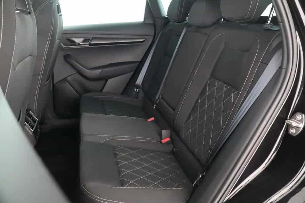 Skoda Karoq SPORTLINE 1.5TSI PREMIUM-LED+LENKRADHZ uvm 12/2018-photo-10