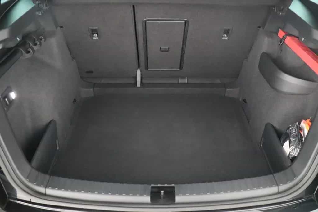Skoda Karoq SPORTLINE 1.5TSI PREMIUM-LED+LENKRADHZ uvm 12/2018-photo-24