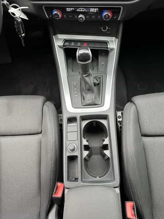 Audi Q3 SpB 35 TFSI NAV+LED+ACC+V-COCKPIT+19ZOLL+SHZ 07/2023-photo-11