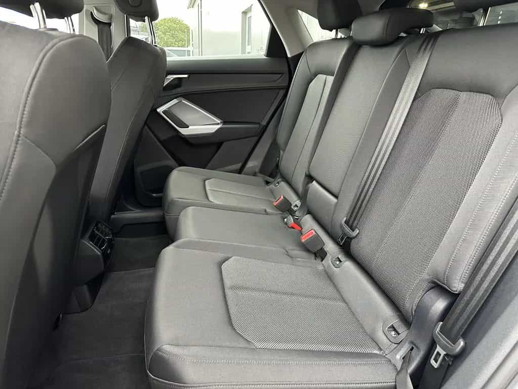 Audi Q3 SpB 35 TFSI NAV+LED+ACC+V-COCKPIT+19ZOLL+SHZ 07/2023-photo-8