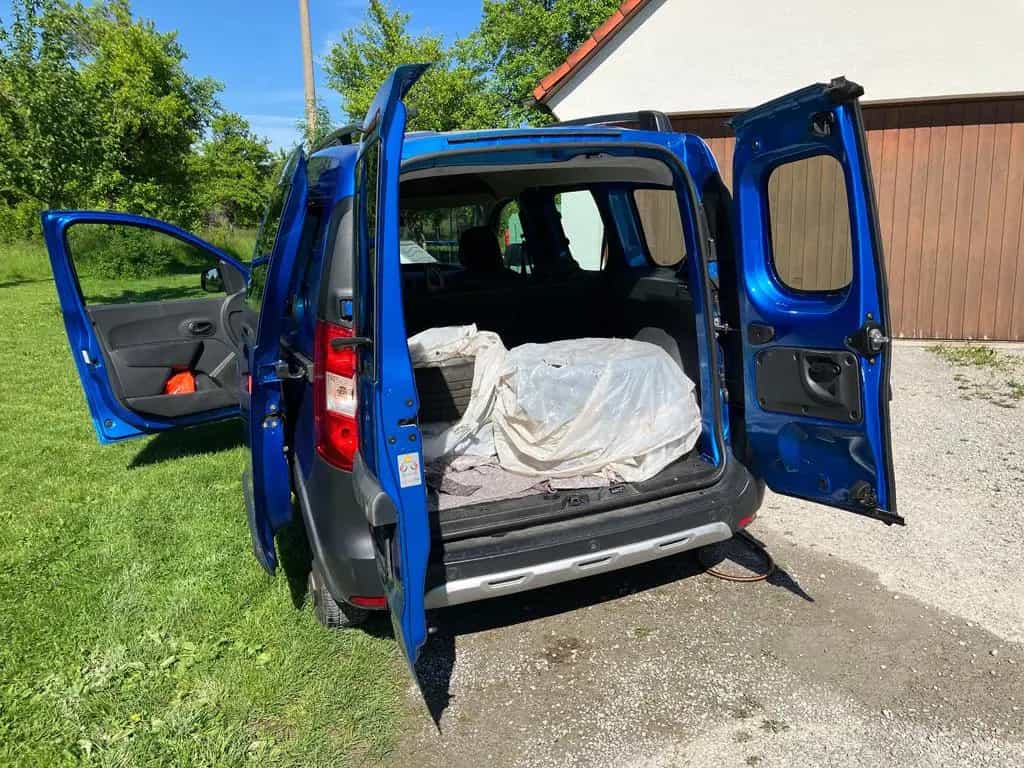 Dacia Dokker TCe 115 Stepway 85 kW 153.000 km 04/2015-photo-2