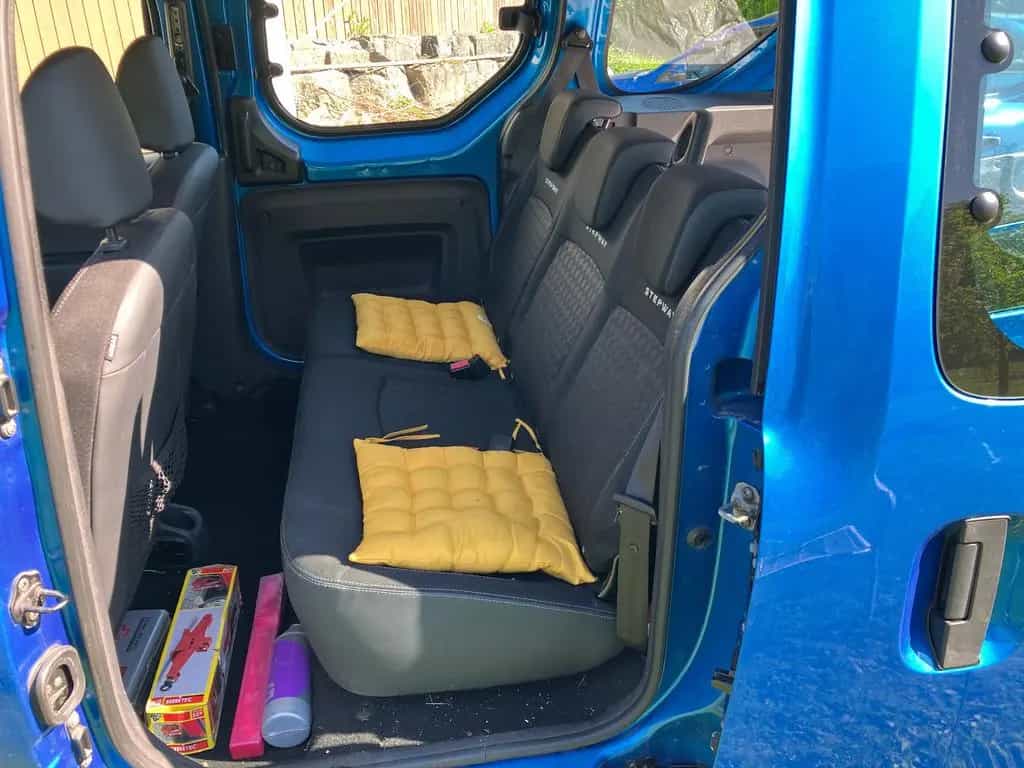 Dacia Dokker TCe 115 Stepway 85 kW 153.000 km 04/2015-photo-3