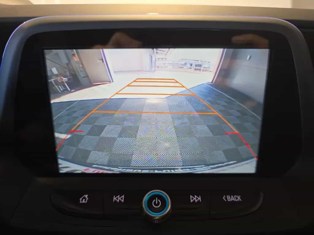 Chevrolet Camaro 6.2 V8°Bose°HUD°Ambiente°DAB°RFK°TWA°Shzg 05/2017-photo-21
