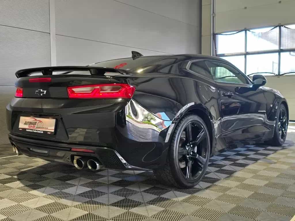 Chevrolet Camaro 6.2 V8°Bose°HUD°Ambiente°DAB°RFK°TWA°Shzg 05/2017-photo-3