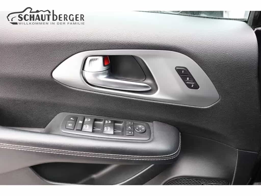 Chrysler Pacifica Chrysler 3.6 AT S Platinum Panorama Nav 07/2018-photo-13