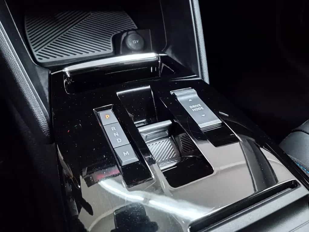 Citroën C4 Limo / LED / Automatik / Ganzjahr / Navi 01/2024-photo-13