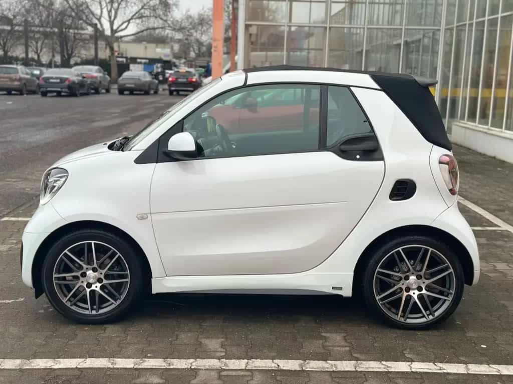 Smart ForTwo fortwo cabrio Brabus 04/2018-photo-8