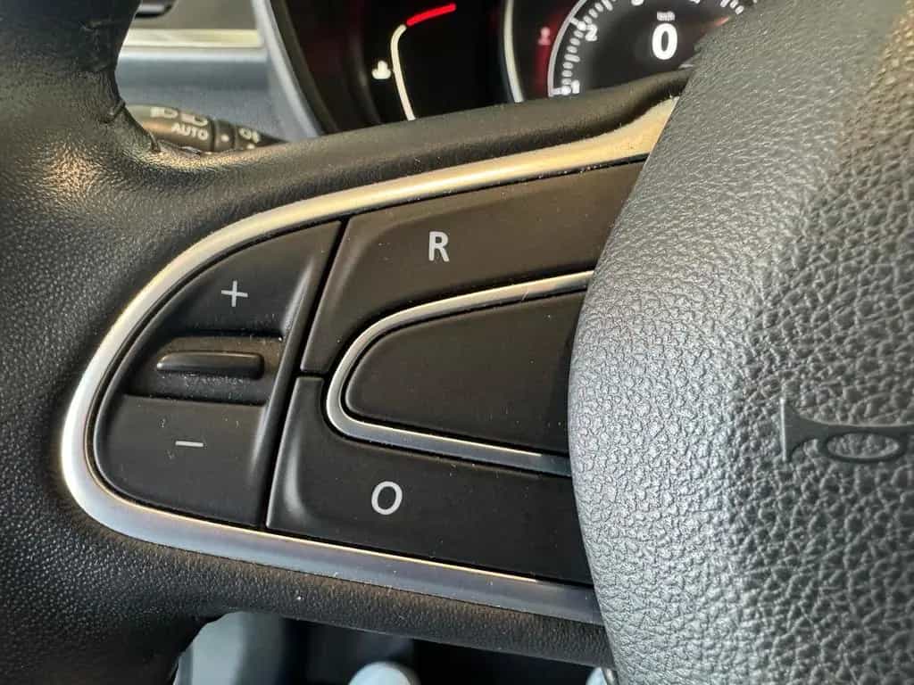 Renault Kadjar Limited SHZ FSHZ KAMERA NAVI 08/2018-photo-21
