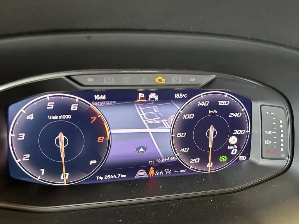 Cupra Ateca 2.0TSI DSG 4Drive Pano AHK Assist XL 19´´ 03/2025-photo-12