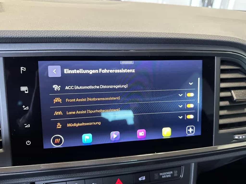 Cupra Ateca 2.0TSI DSG 4Drive Pano AHK Assist XL 19´´ 03/2025-photo-21