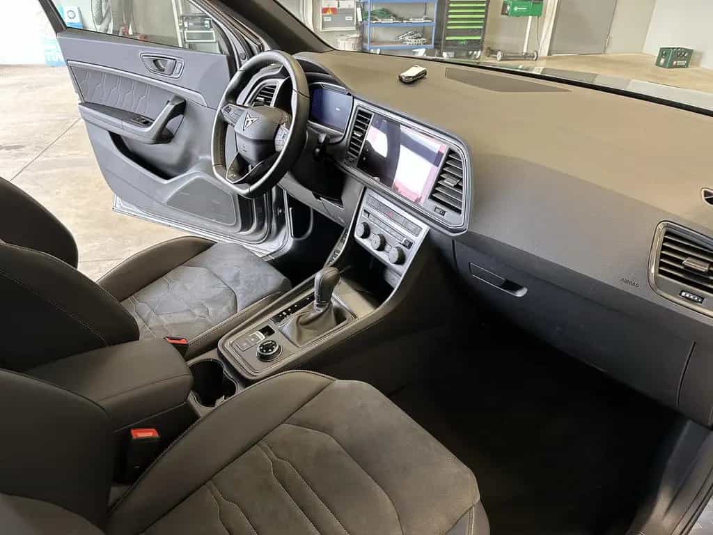 Cupra Ateca 2.0TSI DSG 4Drive Pano AHK Assist XL 19´´ 03/2025-photo-28