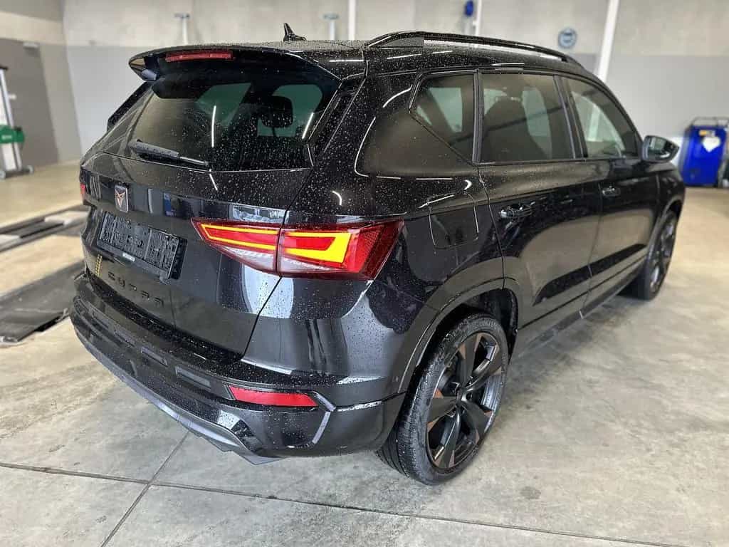 Cupra Ateca 2.0TSI DSG 4Drive Pano AHK Assist XL 19´´ 03/2025-photo-4