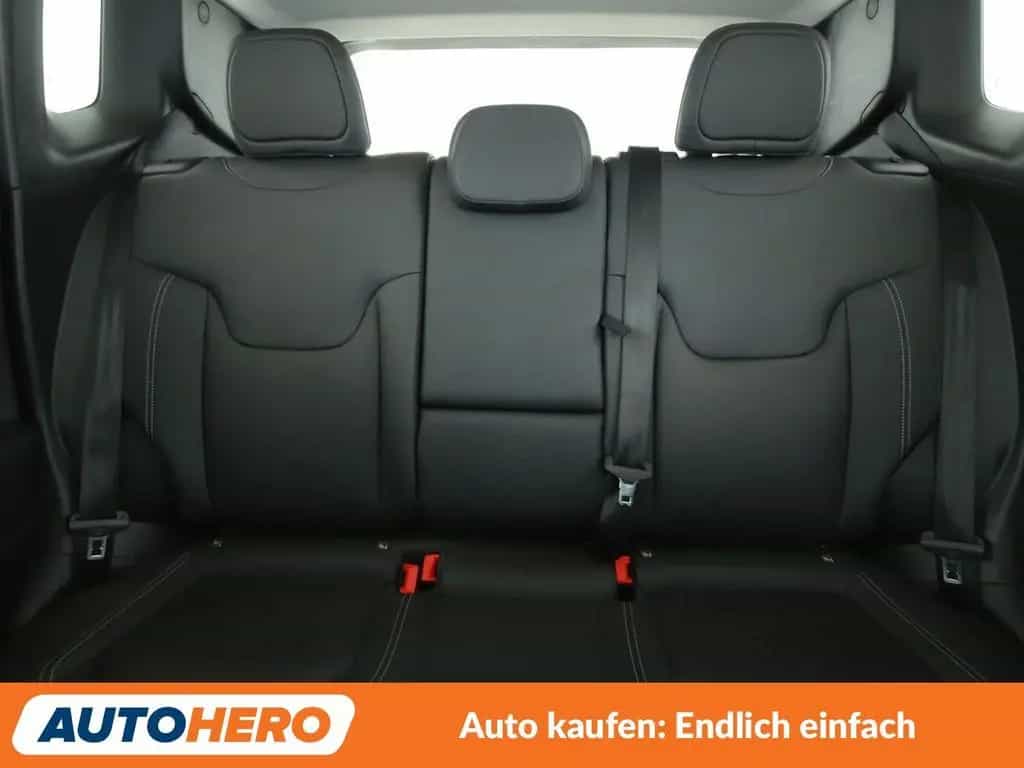 Jeep Renegade 1.3 TGDi Limited 4x4 Aut.*PANO*ACC*CAM* 08/2019-photo-26