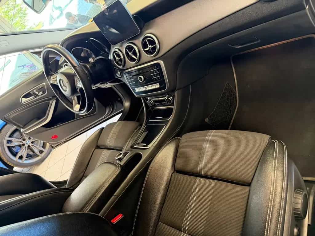 Mercedes-Benz CLA 180 Autom  Standhz. Distronic facelift Xenon 12/2018-photo-12
