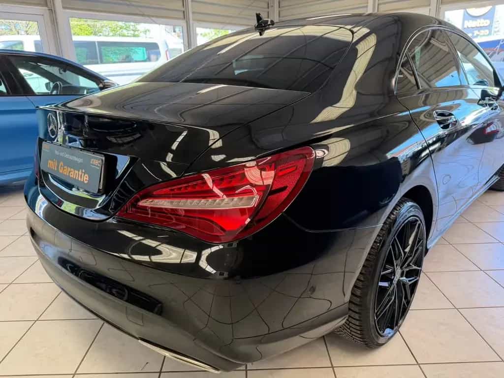 Mercedes-Benz CLA 180 Autom  Standhz. Distronic facelift Xenon 12/2018-photo-14