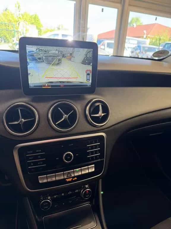 Mercedes-Benz CLA 180 Autom  Standhz. Distronic facelift Xenon 12/2018-photo-26
