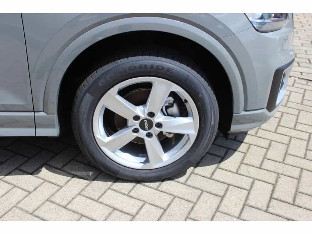 Audi Q2 35 TFSI sport S-tronic Navi Tempomat 03/2019-photo-16