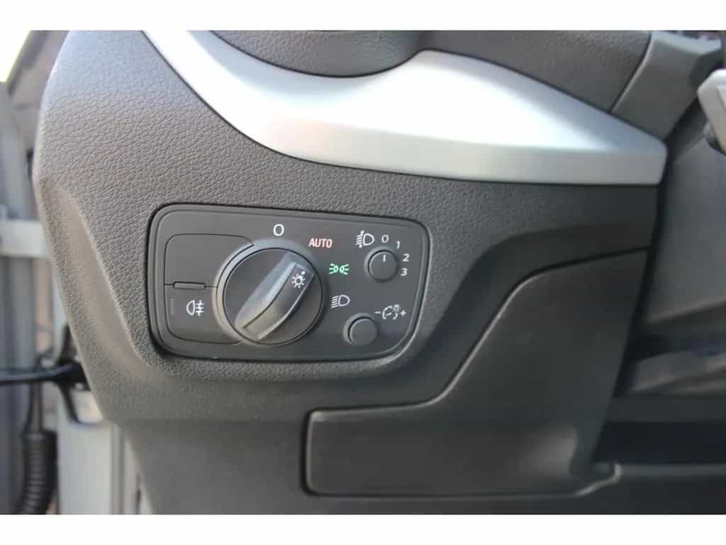 Audi Q2 35 TFSI sport S-tronic Navi Tempomat 03/2019-photo-7