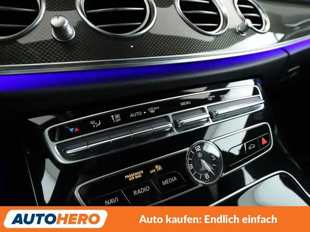 Mercedes-Benz E 250 AMG Line Aut.*LED*BURMESTER*CAM*SHZ*PDC* 08/2017-photo-22